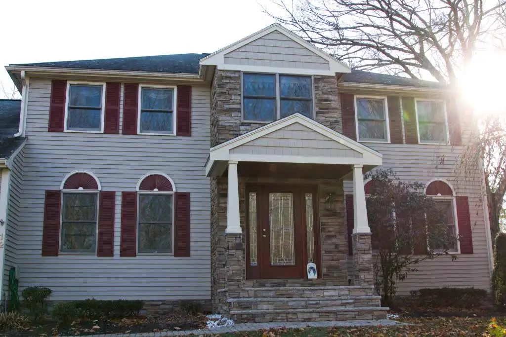 Entry Door Replacement in Massachusetts