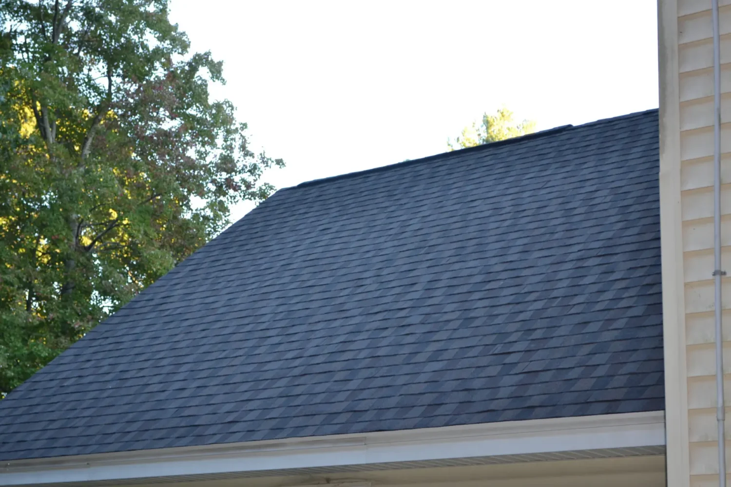 Roof replacement services Randolph MA with leak prevention, ventilation improvements, and durable materials. Randolph MA roofing, roof replacement Randolph, roofing contractor Randolph MA, leak prevention roofing Randolph, Highlands MA roofing, lifetime warranty roof Randolph