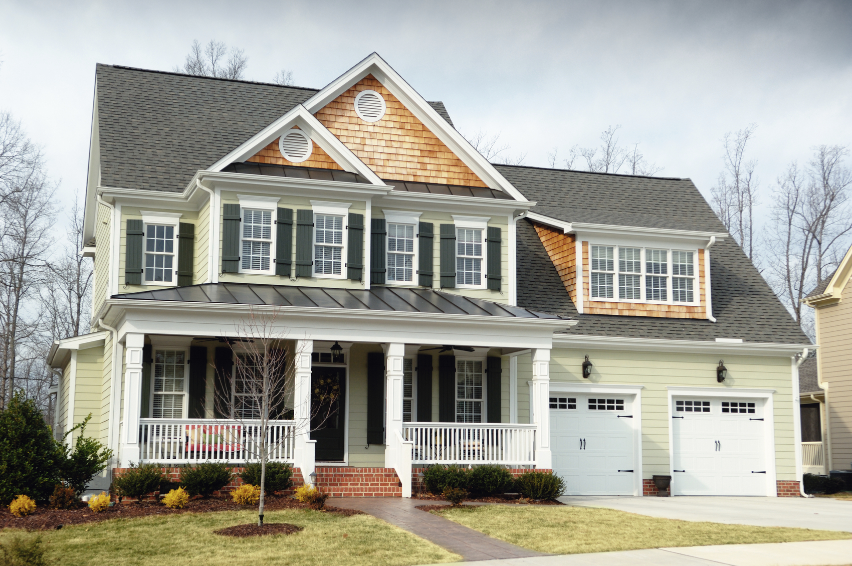 maintaining vinyl siding