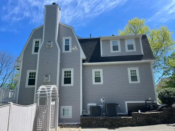 hardie shake siding in pearl gray