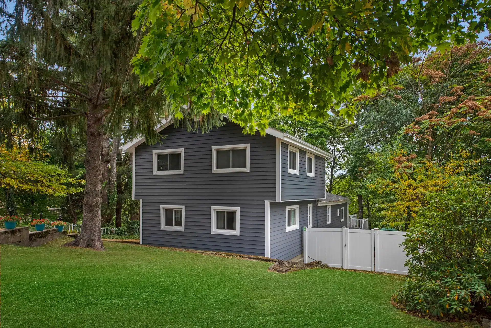 Vinyl Siding project photo 1