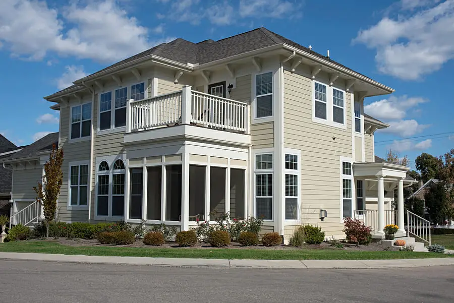 Luxury Condos with vinyl siding