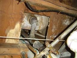 subfloorhole