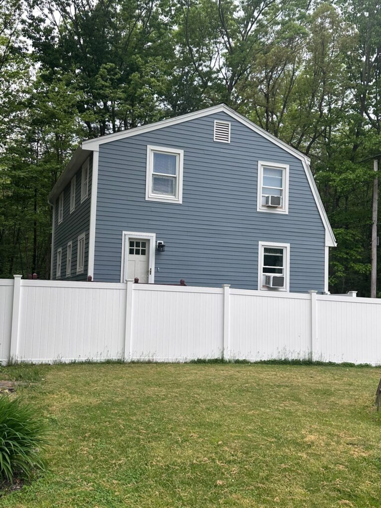 Expert James Hardie siding installation Tewksbury completed plank siding project