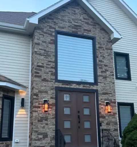 Salisbury MA Beige James Hardie Siding Installer