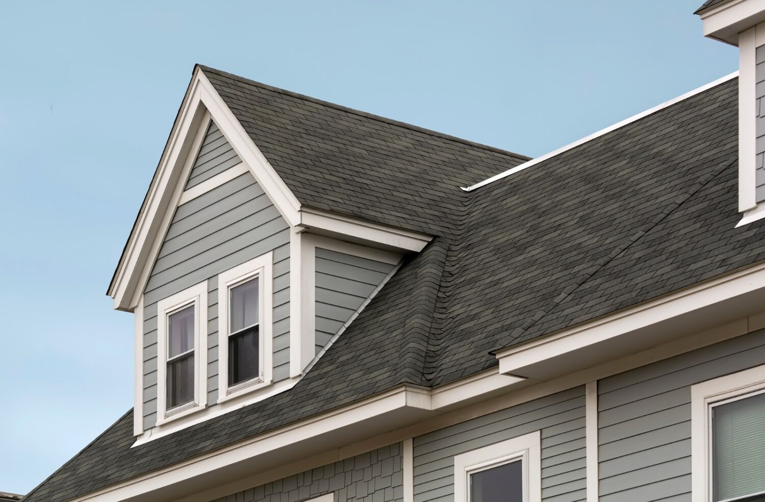 architectural shingle roof installed by Top Roofing Services in Chestnut Hill, MA for long-lasting storm protection.