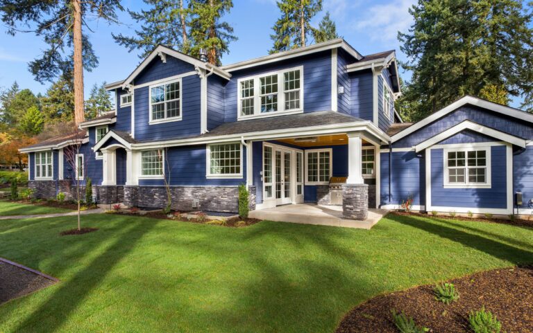 This beautiful two-story home showcases premium vinyl siding that delivers lasting durability while creating a clean, modern exterior. Homeowners looking for Vinyl siding contractors in Plymouth NH can enjoy low-maintenance protection, energy efficiency, and outstanding curb appeal with professionally installed siding.